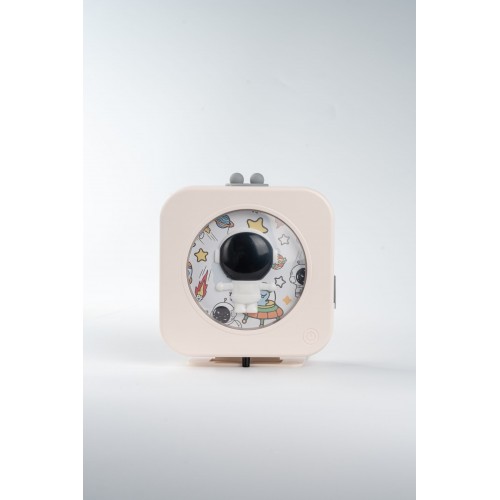 Wall-Mounted Astronaut Soap Dispenser for Kids